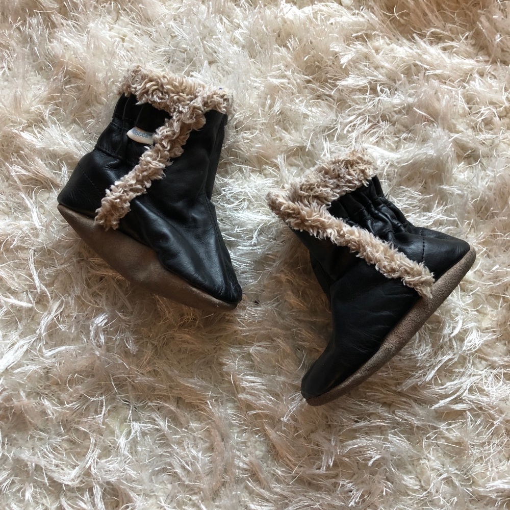 Robeez | Black and Tan Boots